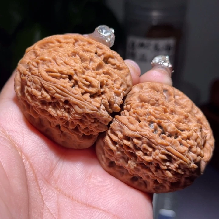 文玩核桃吊坠            43.6