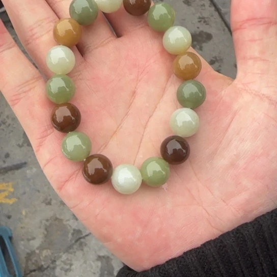 颈饰未镶嵌和田玉卡12