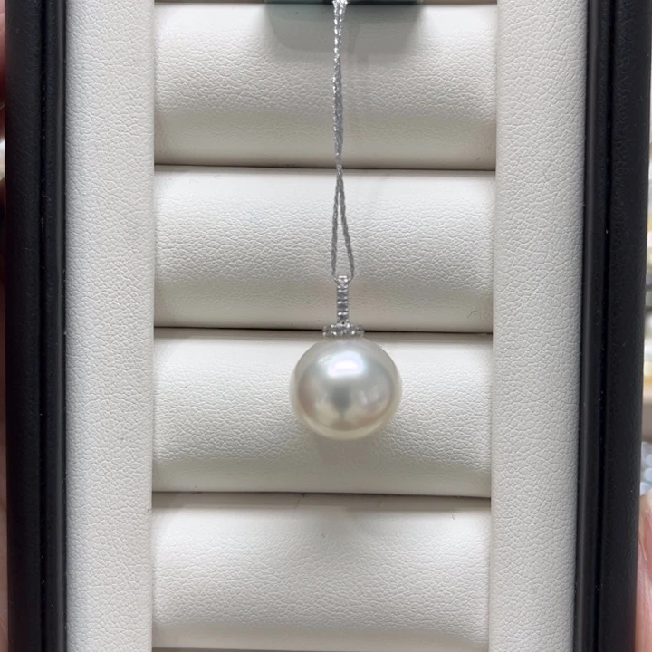 海水珍珠漏澳白奶嘴吊坠13-14mm18K金镶嵌