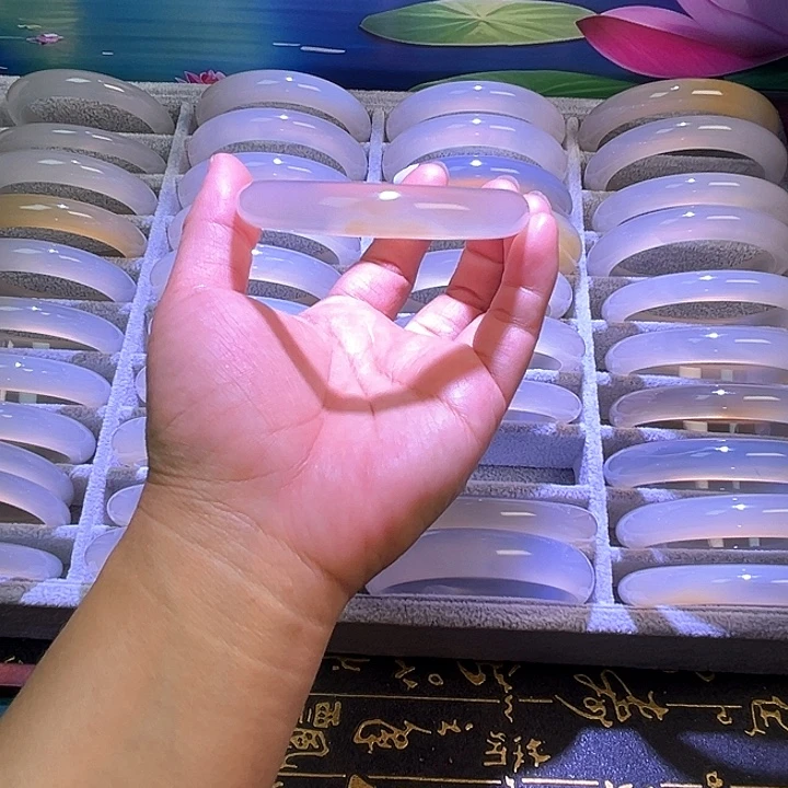 手镯玛瑙/玉髓未镶嵌