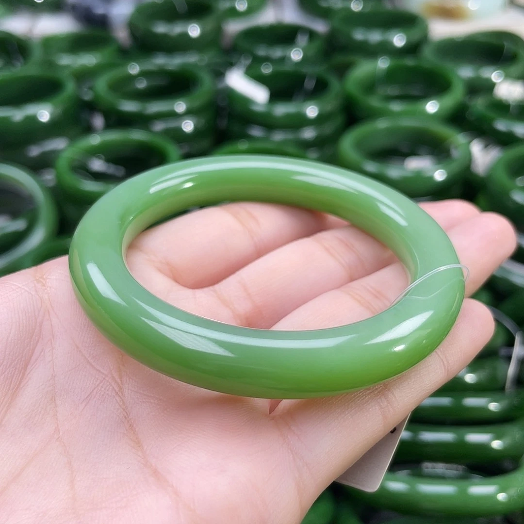 未镶嵌手镯和田玉（碧玉）