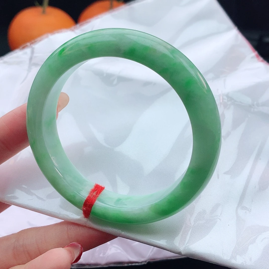 翡翠手镯未镶嵌56圈口882371