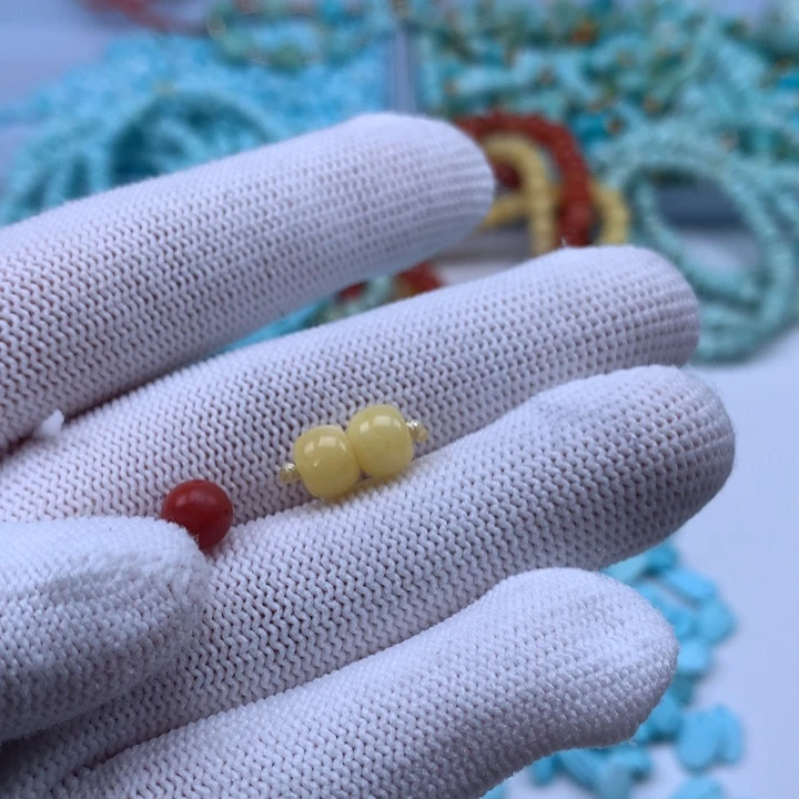南红玛瑙未镶嵌珠宝奇石