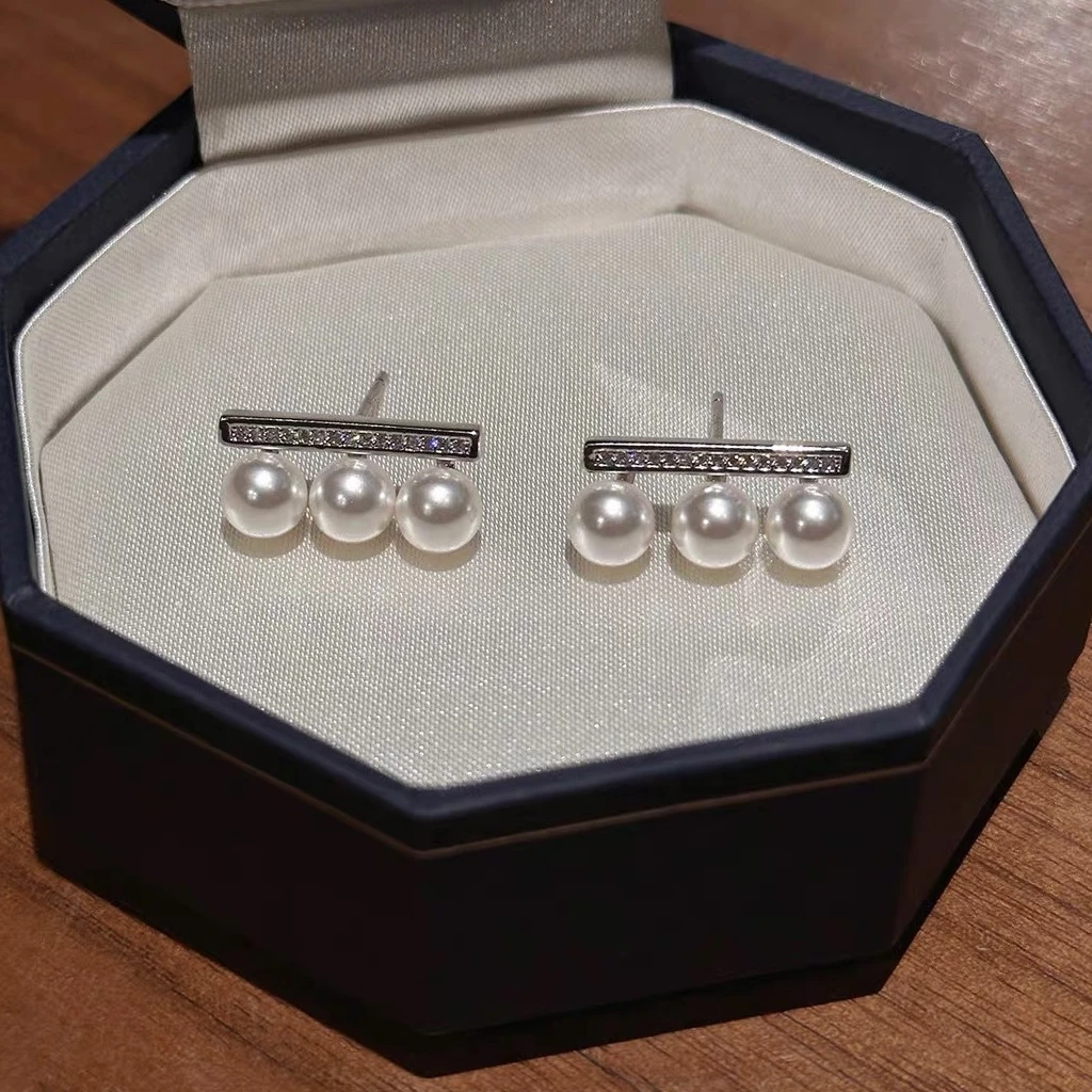 【晓荷】「极光平衡木珍珠通体S925银5-6mm无核厚扁圆耳饰非基地无证