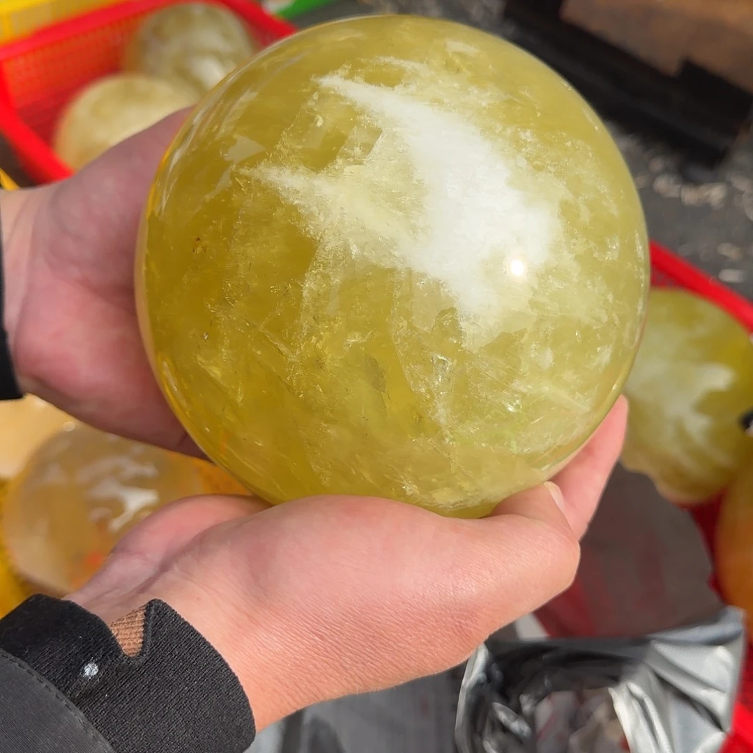 未镶嵌黄晶摆件未镶嵌天然水晶摆件