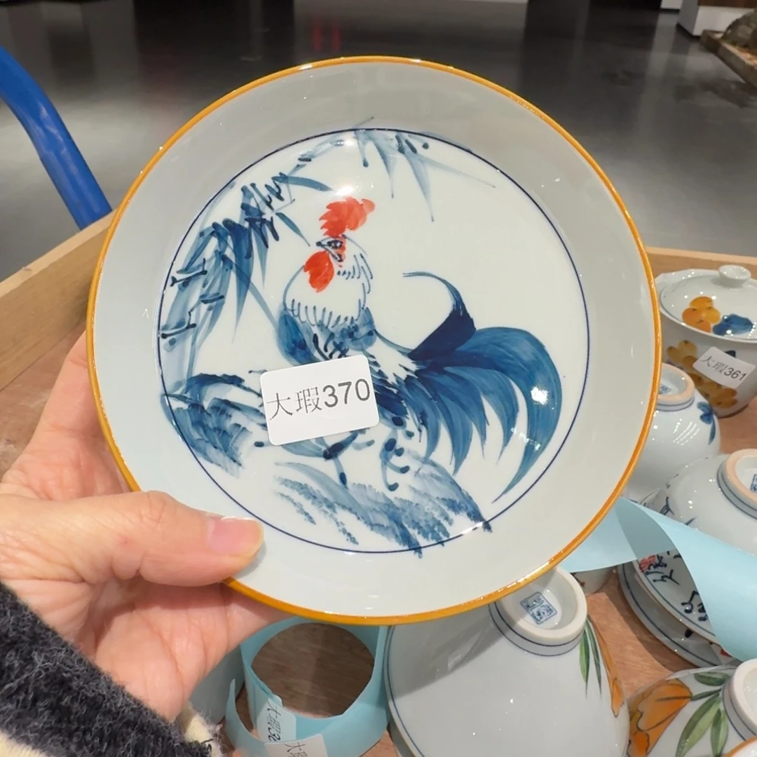 釉下手绘茶具微瑕