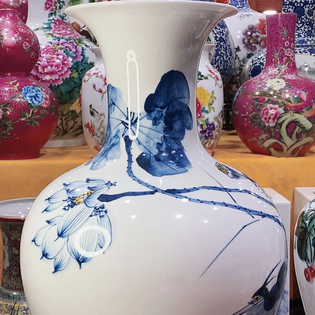 摆件李*景德镇陶瓷青花赏瓶