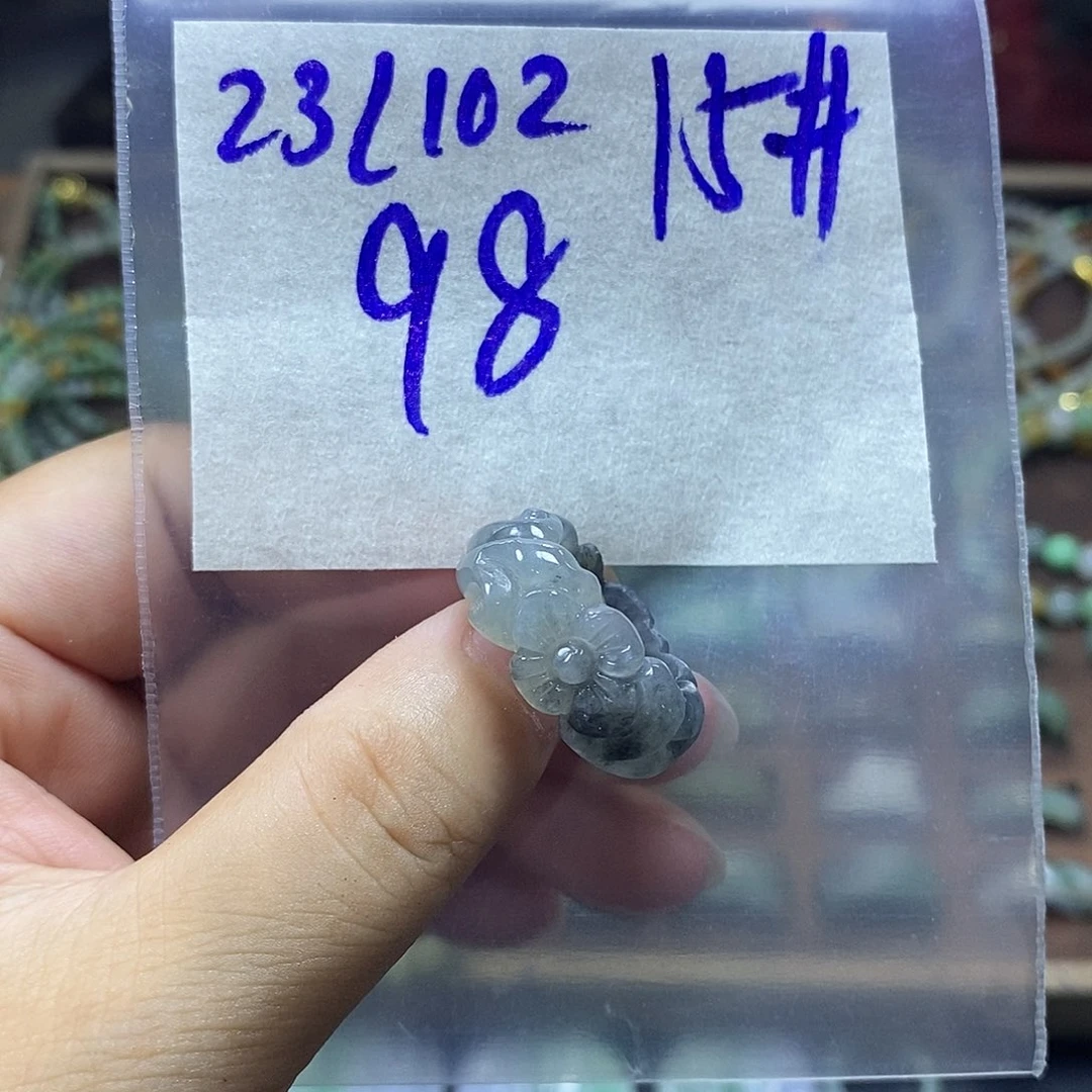 未镶嵌定制翡翠翡翠