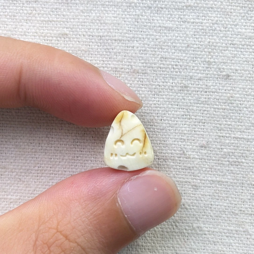 琥珀未镶嵌珠宝奇石奥利奶酪