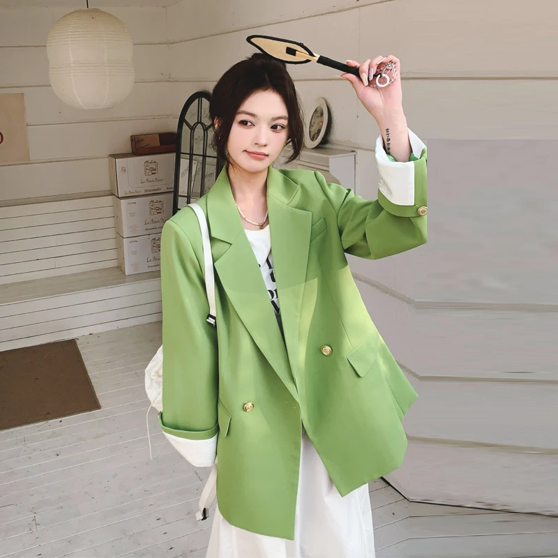 果绿色西装外套女2025早春新款超显白韩系穿搭松弛感显瘦阔版西服