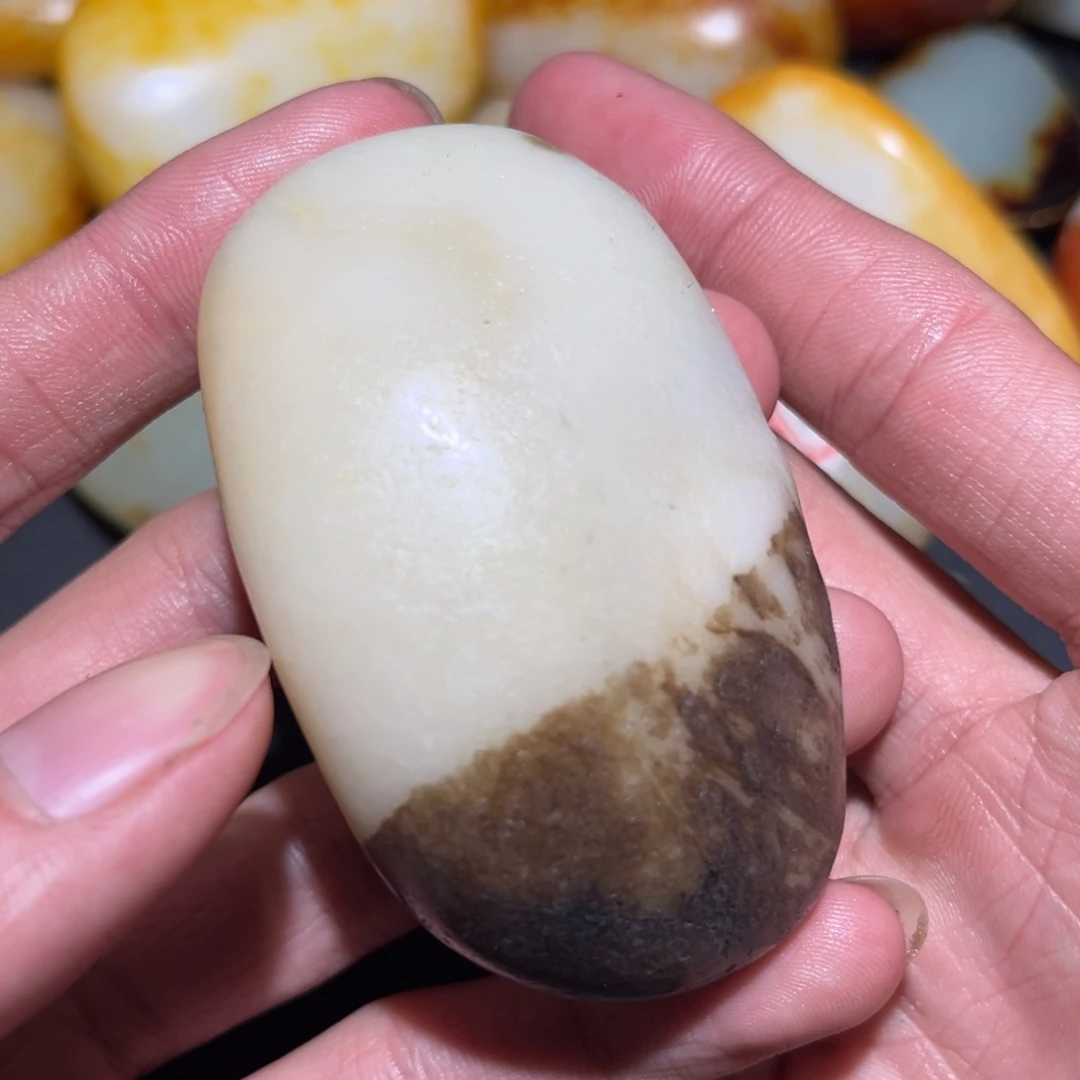 和田玉未镶嵌珠宝奇石