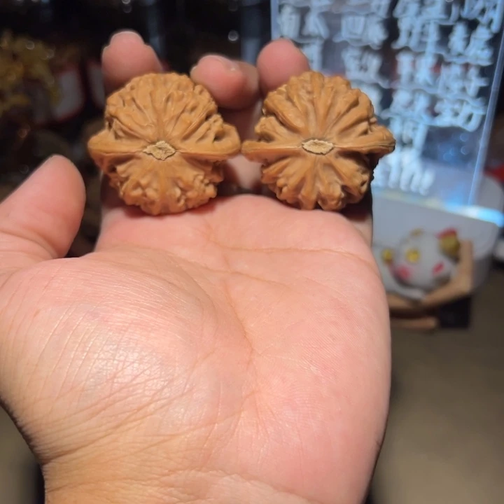 把件文玩核桃41红皮桃心宫灯