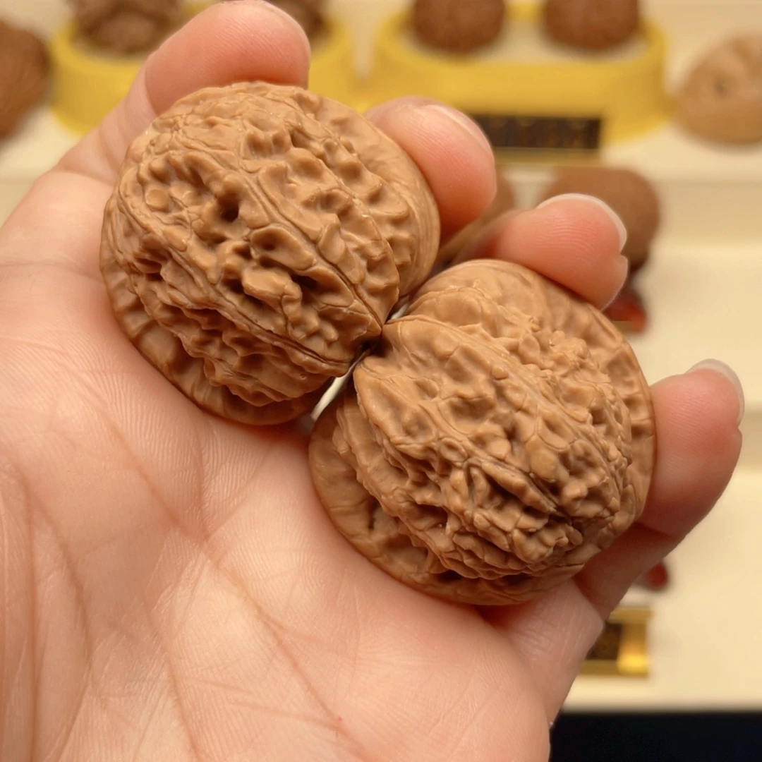 文玩核桃把件白狮子35