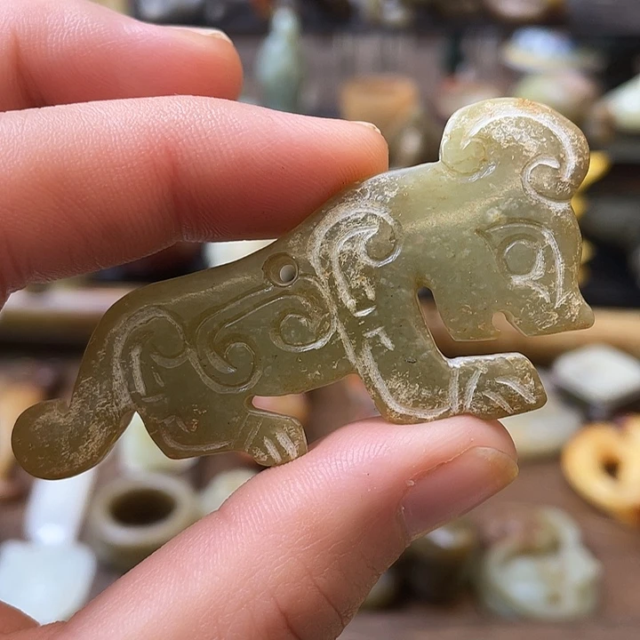 和田玉（糖玉）未镶嵌颈饰