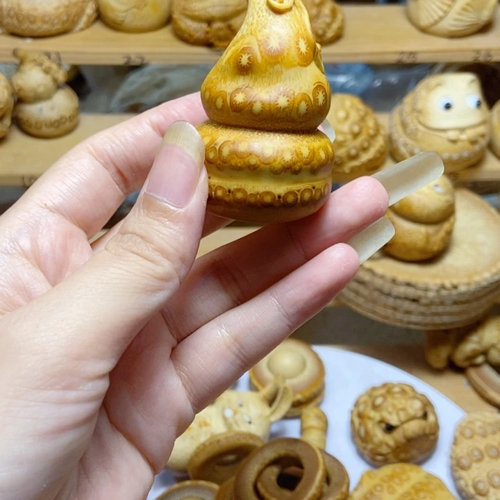 陳****竹纯手工雕刻竹根雕手把件