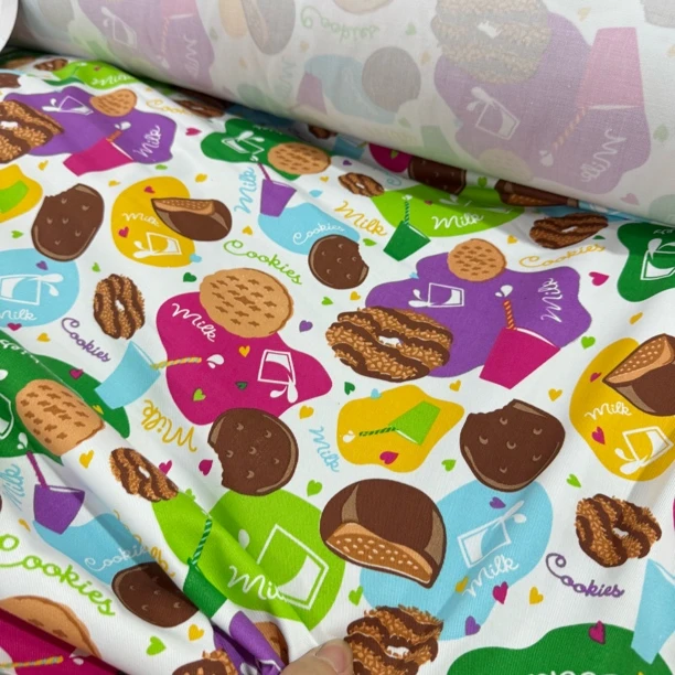 23 潮牌卡通牛仔面料5米价