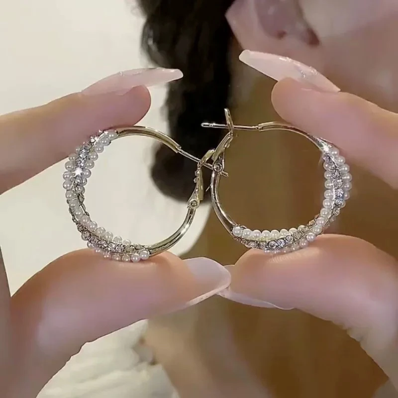 铜合金仿珍珠耳饰 小众高级感耳环新款气质百搭显脸瘦耳圈女731