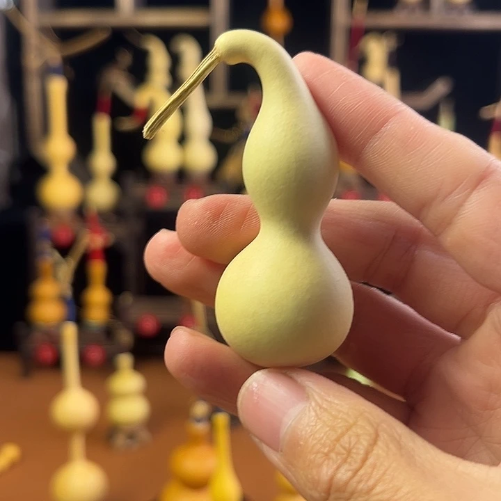 啊***)葫芦笙等乐器的演奏