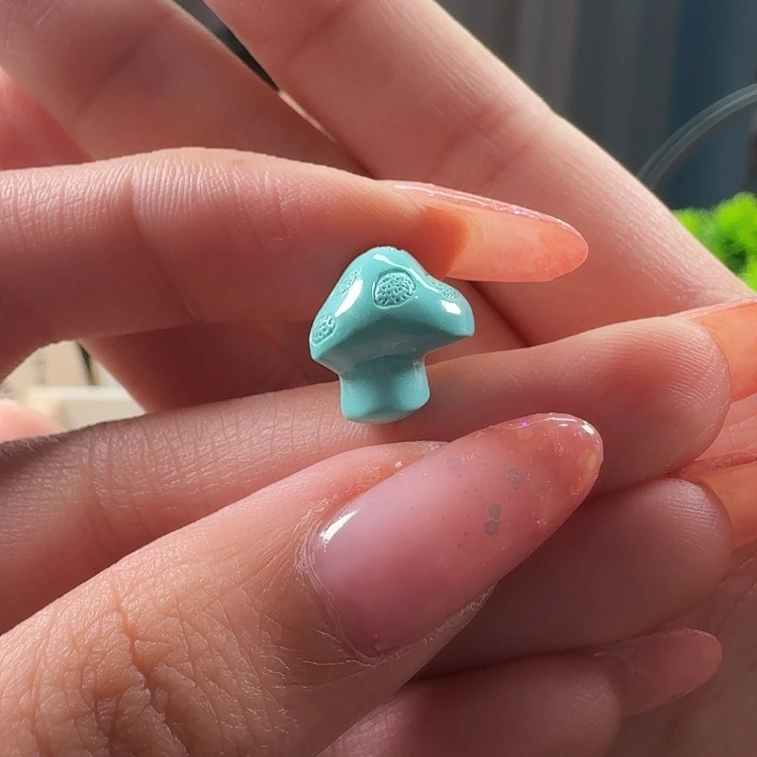 绿松石未镶嵌吊坠(不含链)小蘑菇