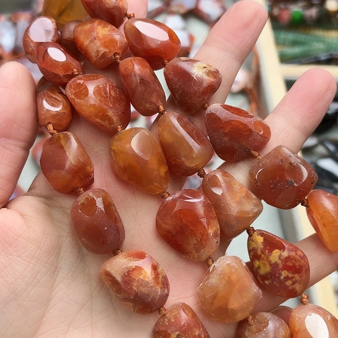 玛瑙/玉髓未镶嵌珠宝半成品19×23红玛原石随行一条