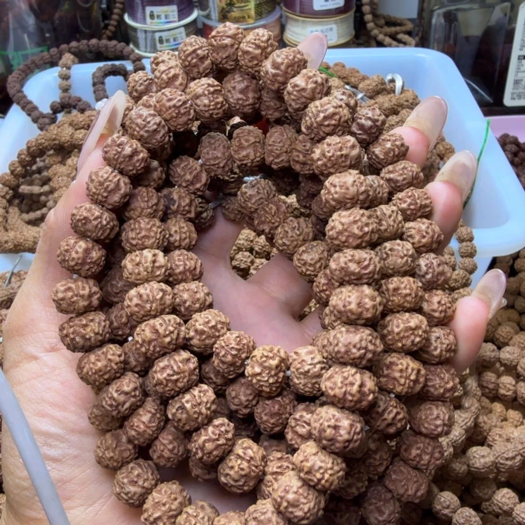 ****鹰吊坠金刚菩提刹车片2条  有黄