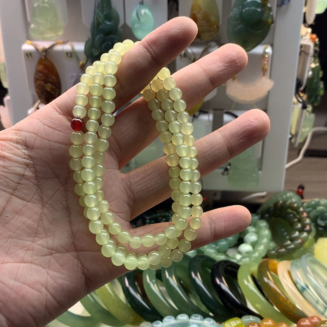 【闪购商品】蛇纹石玉未镶嵌颈饰
