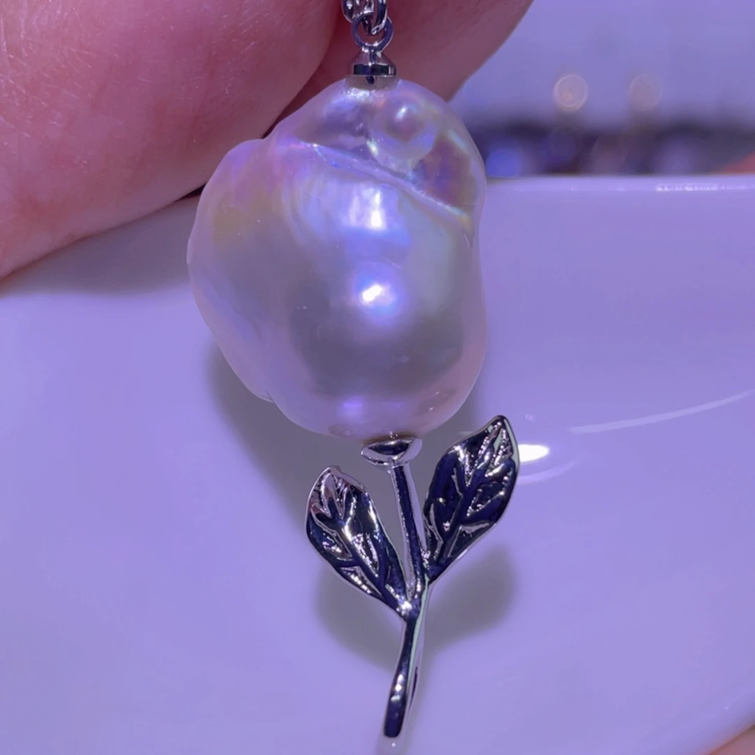 天然淡水珍珠吊坠银S925镶嵌淡水珍珠