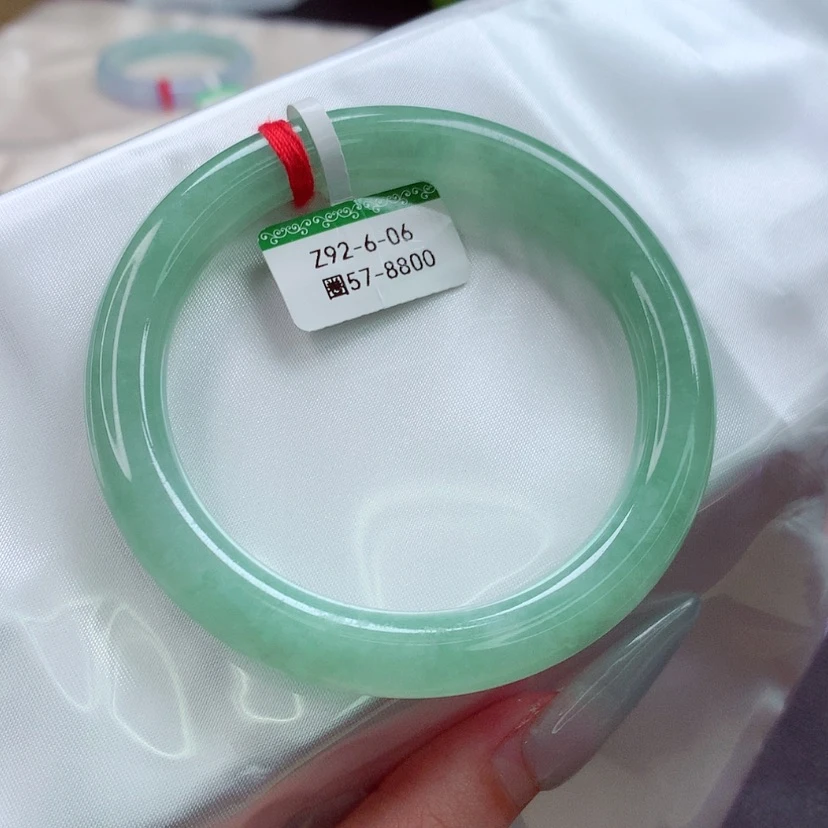 【闪购商品】翡翠手镯未镶嵌缅甸天然a货翡翠手镯