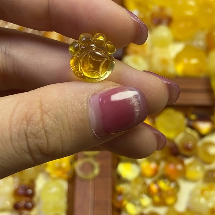 橄榄核吊坠小猫爪