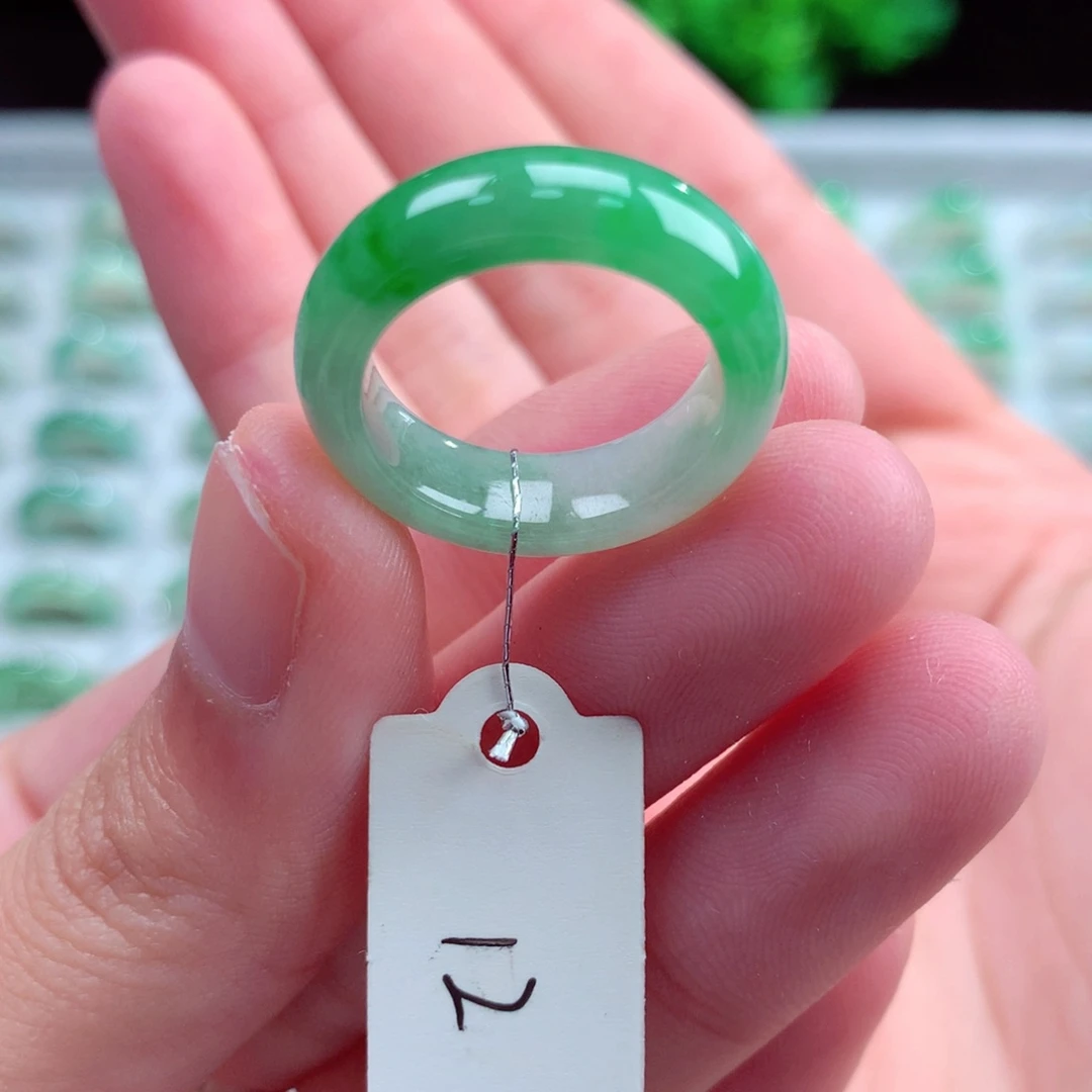 未镶嵌戒指翡翠天然