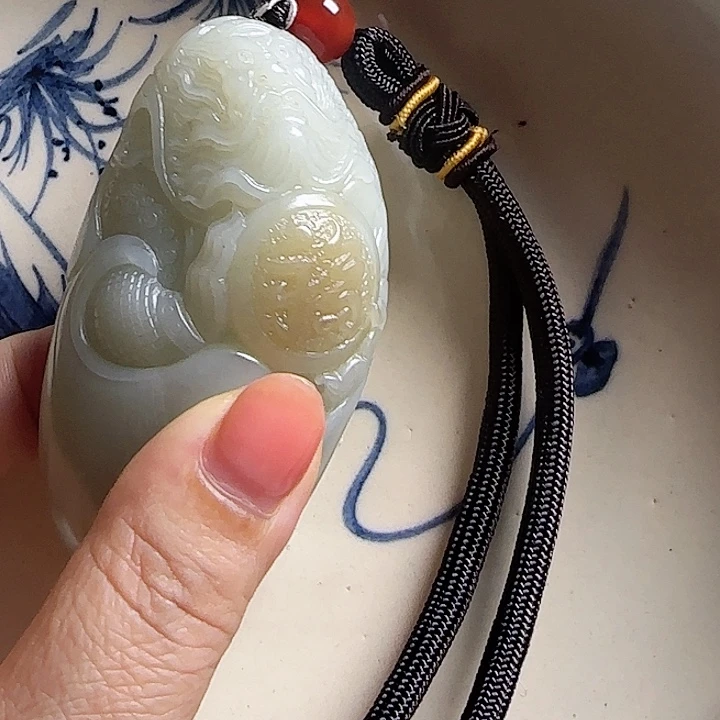 陈***青瓷片新号开播挂件一个