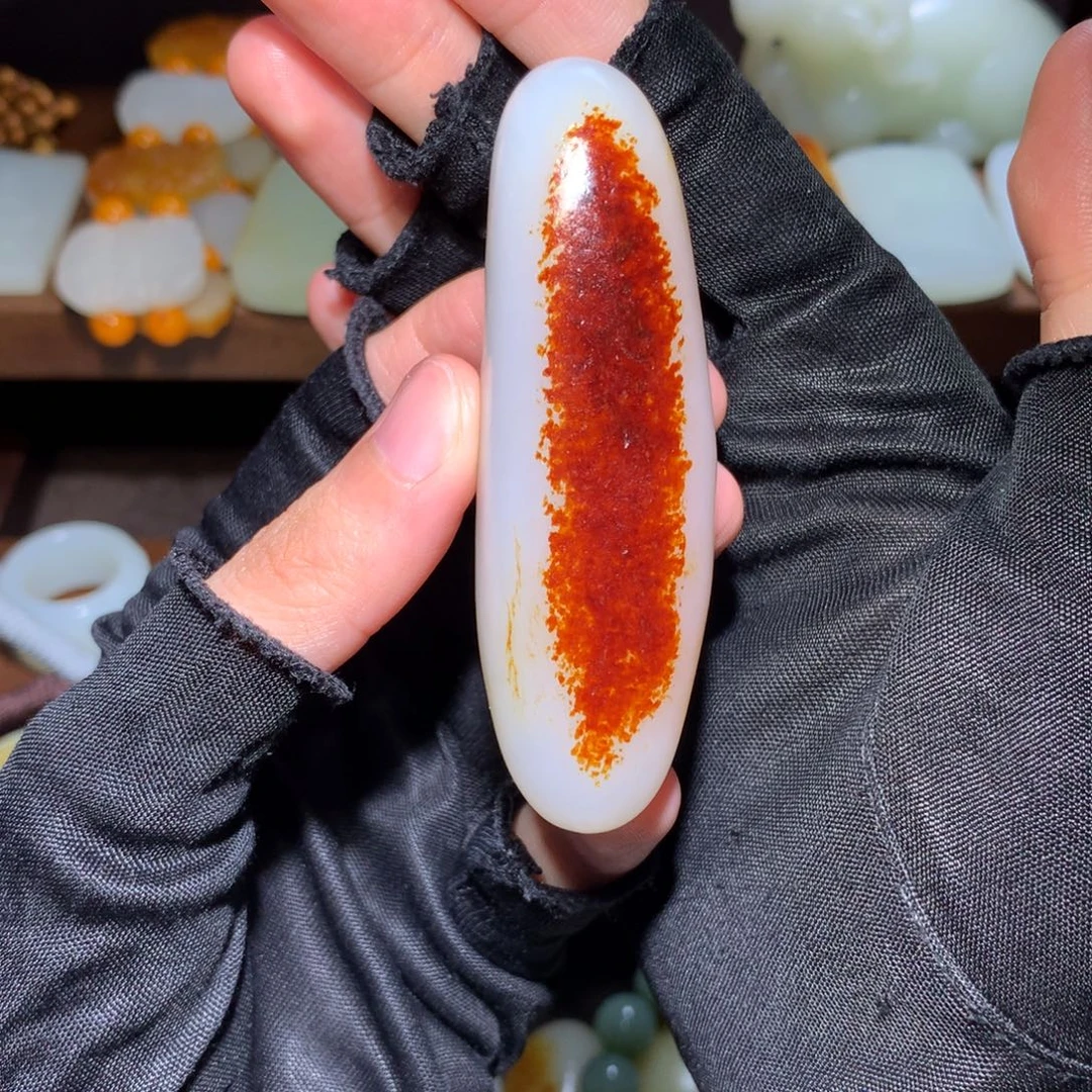 沧***浪和田玉未镶嵌颈饰