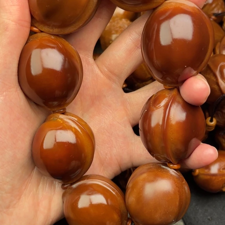 东***哥橄榄核吊坠橄榄核