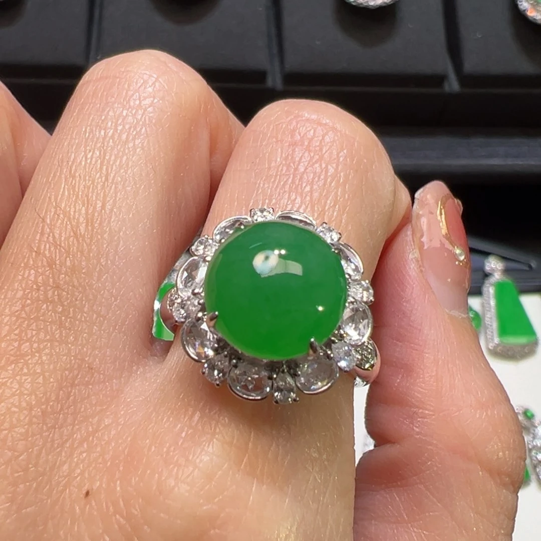 翡翠戒指18K金镶嵌程**荣收到货48小时鉴赏期