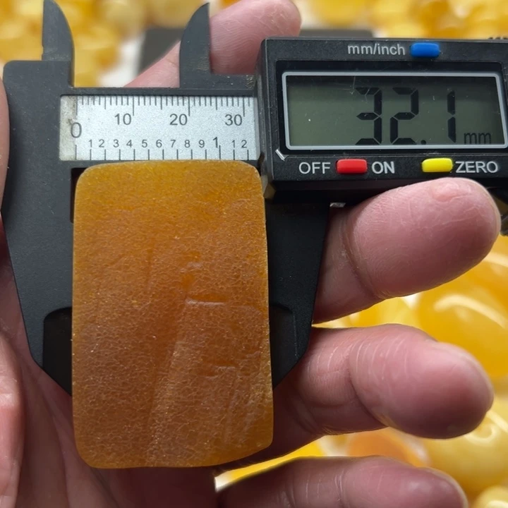 琥珀未镶嵌裸石原矿