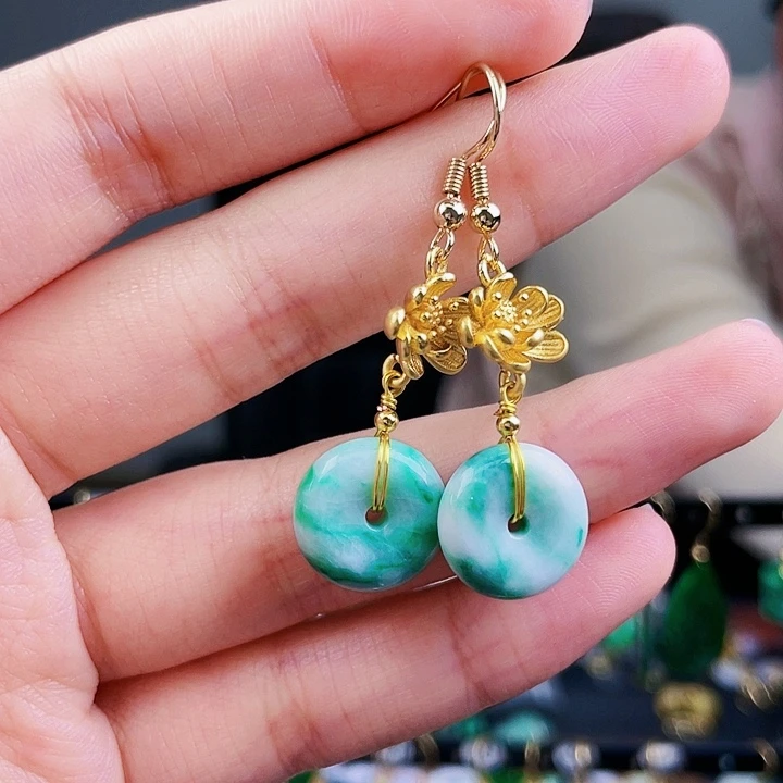 翡翠耳饰未镶嵌饰品