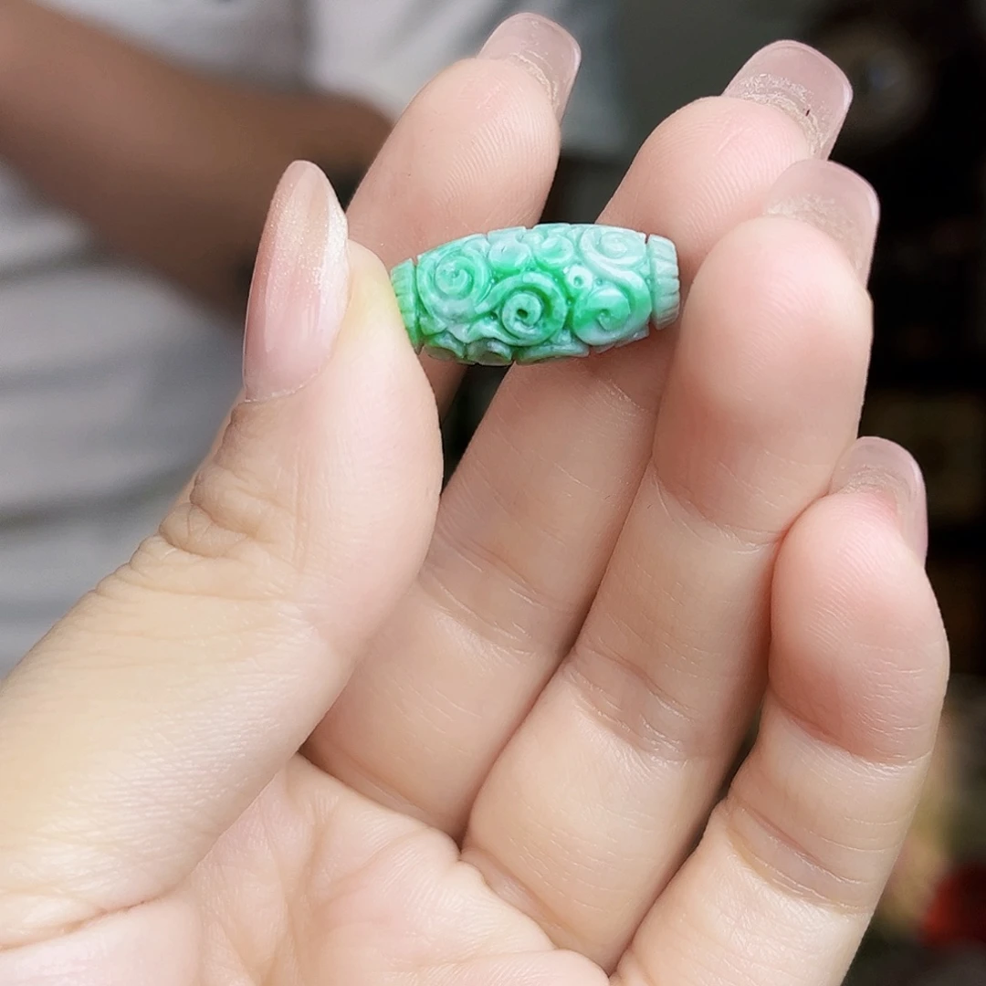 翡翠银S925镶嵌颈饰多样性