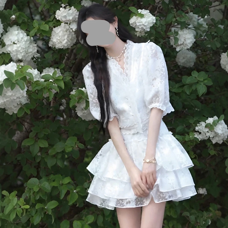 夏天新款显瘦梦幻风女套装减龄修身时尚上衣搭配蓬蓬半身裙两件潮