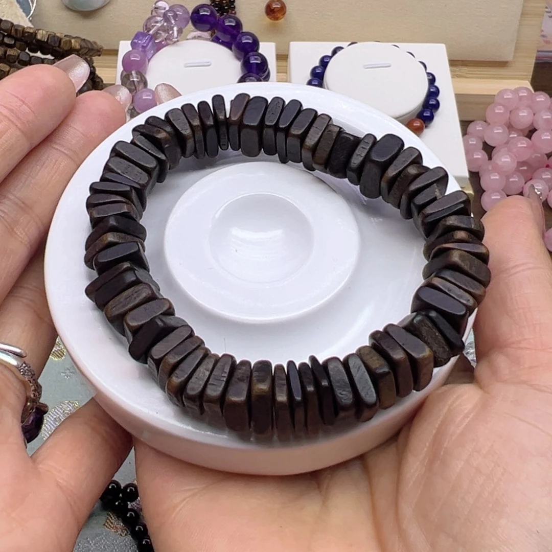 水晶手串未镶嵌番***酱陈香……药片