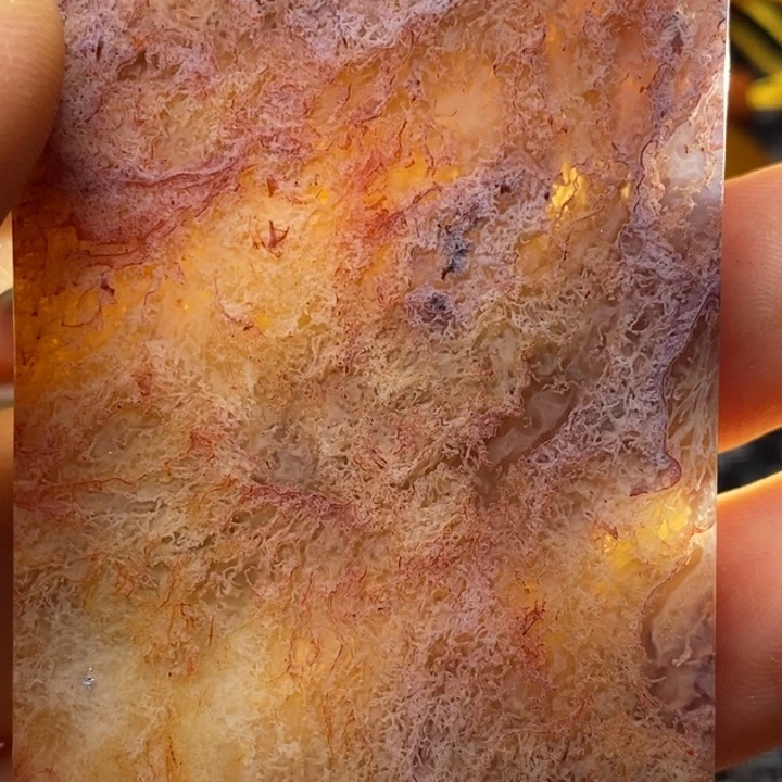 玛瑙/玉髓颈饰未镶嵌误**间