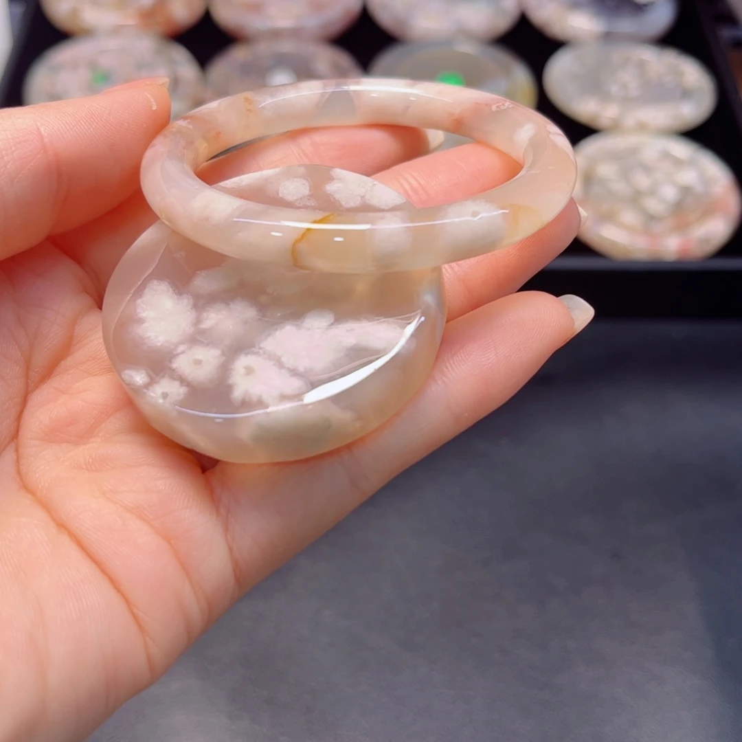 玛瑙/玉髓未镶嵌手镯50