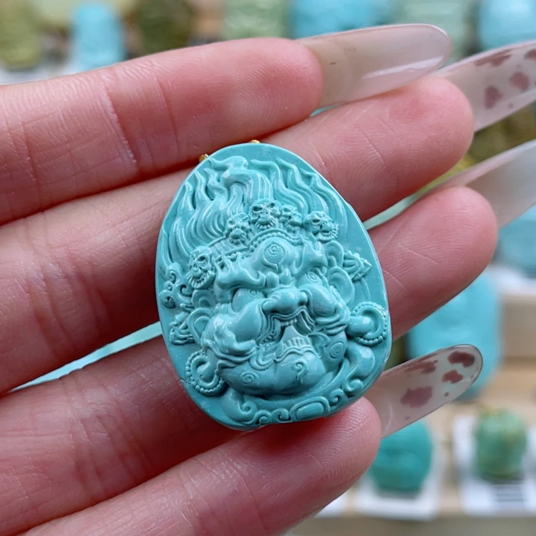 绿松石未镶嵌珠宝奇石