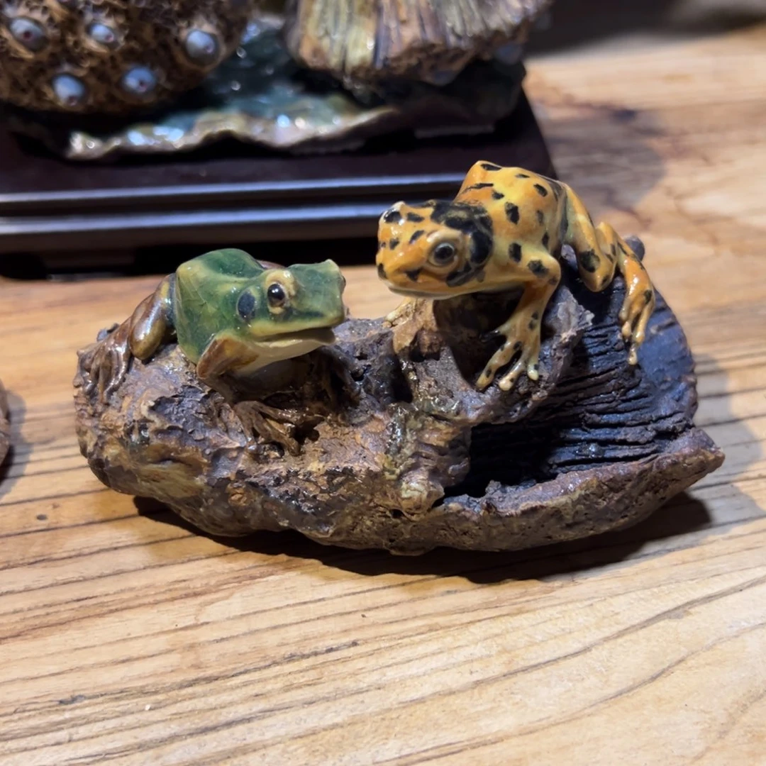 青蛙手工陶艺作品