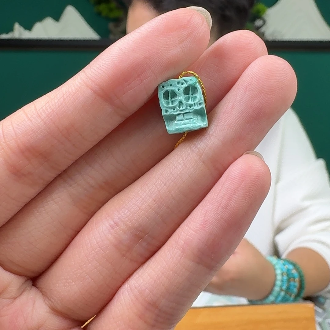 绿松石未镶嵌珠宝奇石