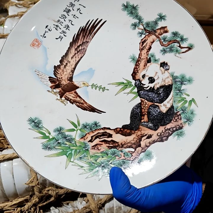 陶瓷盘子碗啥都有