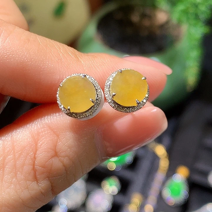 翡翠18K金镶嵌耳饰