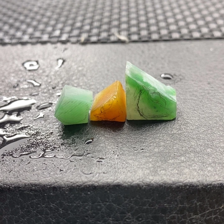 王****定制翡翠未镶嵌元宝
