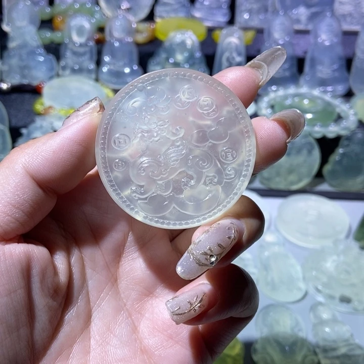 岫玉未镶嵌吸金兽吊坠