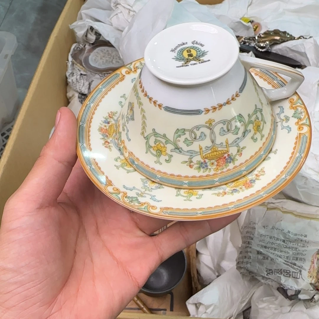 陶瓷孤品单件车里拍