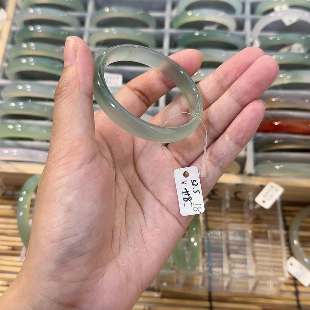 玛瑙/玉髓手镯未镶嵌圈口52.5